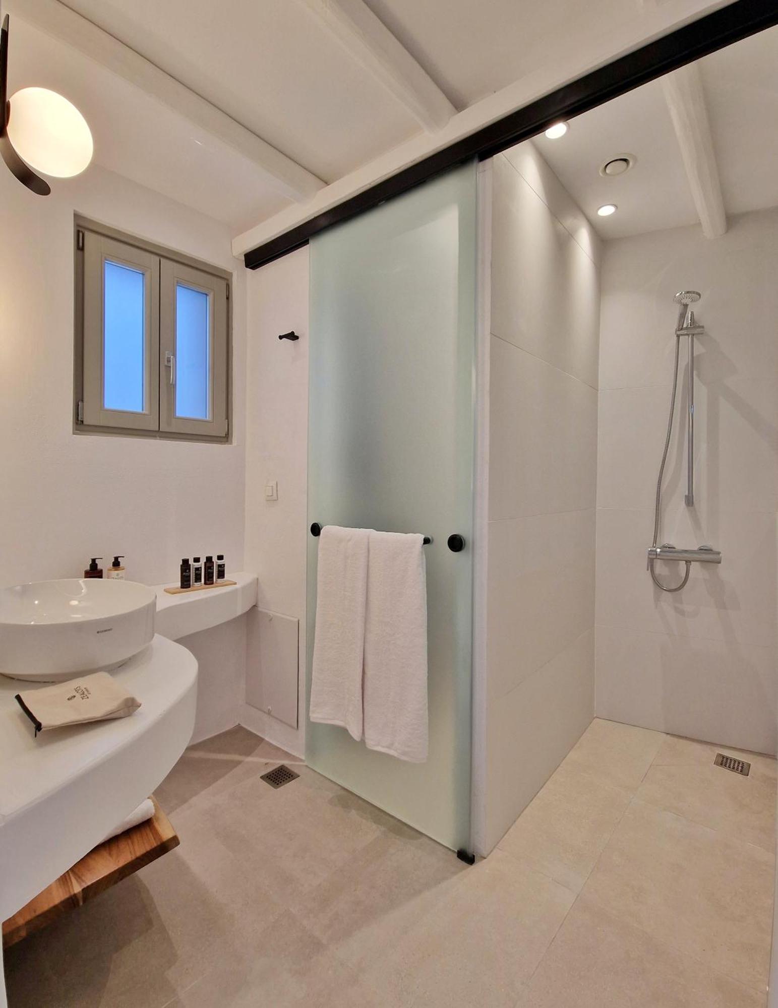 Agada Folegandros Suites & Villas Áno Meriá Eksteriør billede